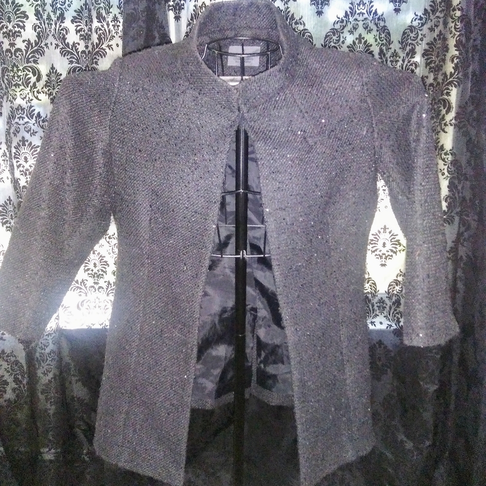 Blazer with banded colar